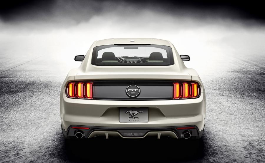  Ford Mustang GT 50th Anniversary Edition 2015 года  (фото 7 из 24)